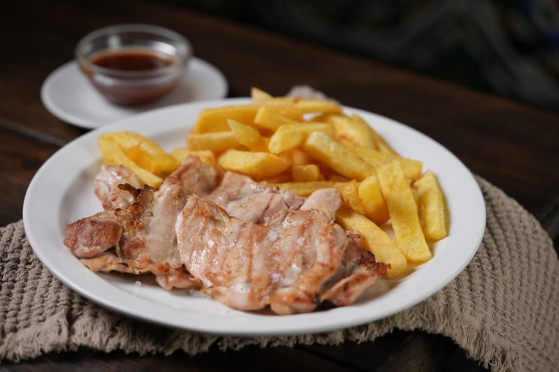 Filetes de contramuslos de pollo a la parrilla