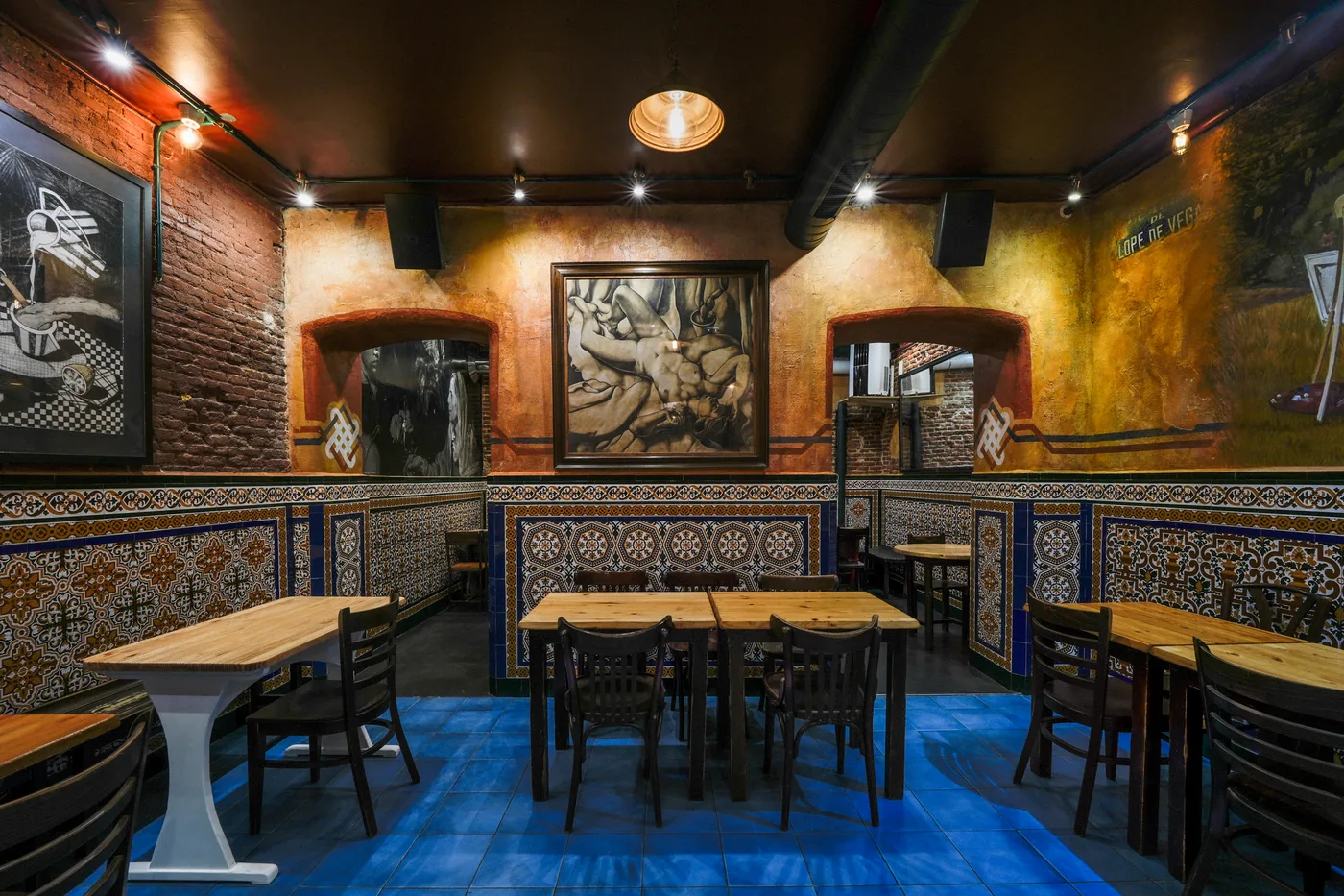 Salón privado de la Taberna El Buscón en Madrid (1)
